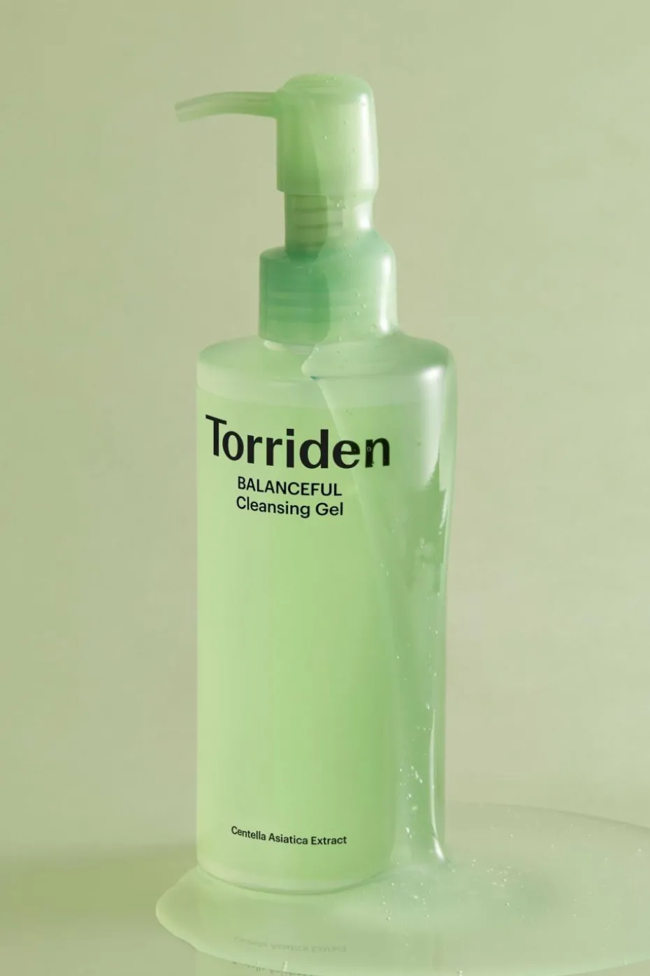 Gel nettoyant équilibrant à l’extrait de centella asiatica