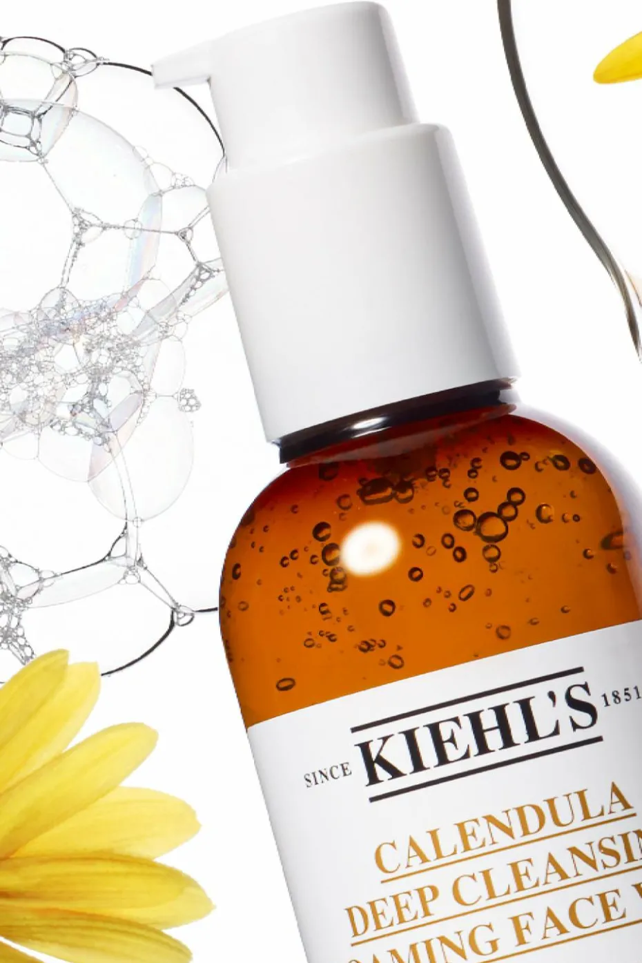 Gel nettoyant visage doux pour peaux normales à grasses Calendula