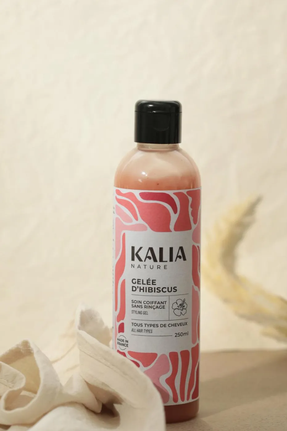 Gelée d’hibiscus pour sculpter les boucles