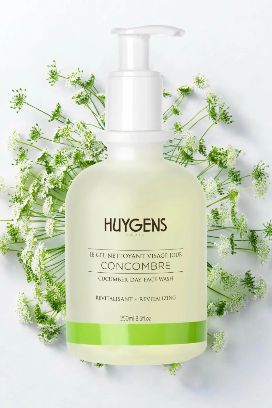 Le gel nettoyant visage concombre