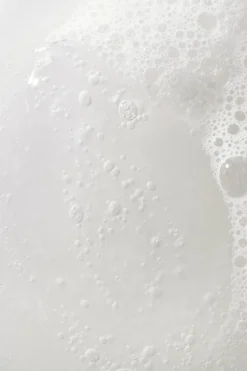 Nettoyant visage anti-acné à l’acide salicylique