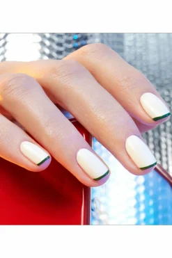 Vernis Green Flash Collection Space Odyssey